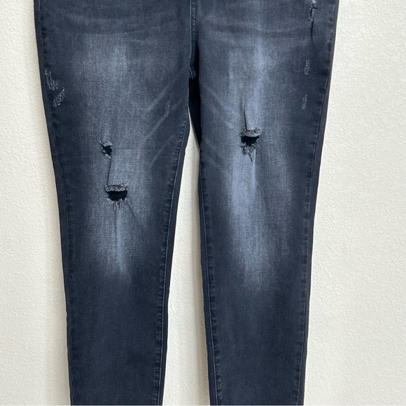 RISEN Jeans Distressed Black Denim Ankle Skinny Style XRDP1004 Women’s Size 2XL - Picture 3 of 7